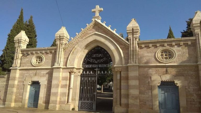 El cementerio municipal de Cuenca abre de 9:00 a 18:00 horas sin interrupción esta semana con motivo de Todos los Santos