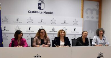 Unidad institucional en Cuenca para conmemorar el Día Internacional de las Mujeres
