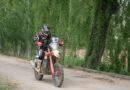 Tosha Schareina, el piloto oficial de Honda se adelanta en el ecuador de la Baja TT Cuenca 