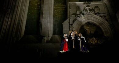 La instantánea ‘Vigilia en el templo’, de Adrián Martínez Vicente, ganadora del XVII Premio de Fotografía de la JdC