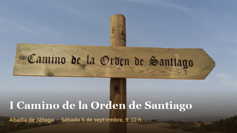 Señal de madera del Camino de la Orden de Santiago en el campo de Cuenca