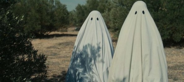 Fotograma de la película «Bodegón con fantasmas», de Enrique Buleo