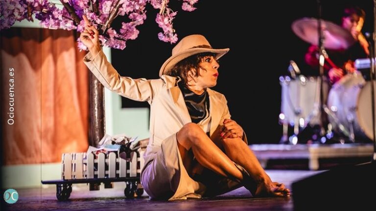 Cristina Medina vuelve a llenar el Auditorio y más de 6.000 personas bailan con La Brújula y París de Noia en el tercer fin de semana del Festival de Otoño