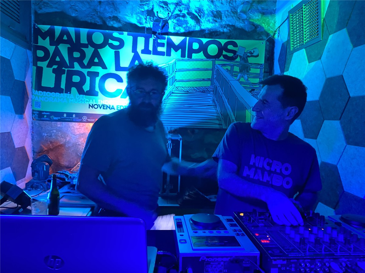 Sesión DJ de Ventu y Peluca en el Pub La Moneda de Cuenca